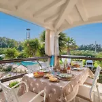 וילה Maison Du Bonheur Exclusive Retreat For Peace Of Mind אולמדו