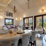 Maison Du Bonheur Exclusive Retreat For Peace Of Mind 빌라