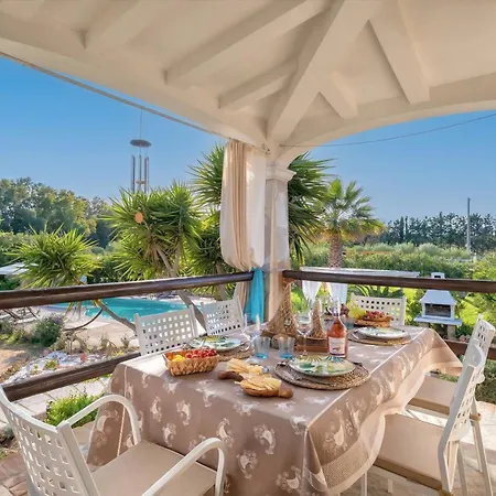 Villa Maison Du Bonheur Exclusive Retreat For Peace Of Mind Olmedo